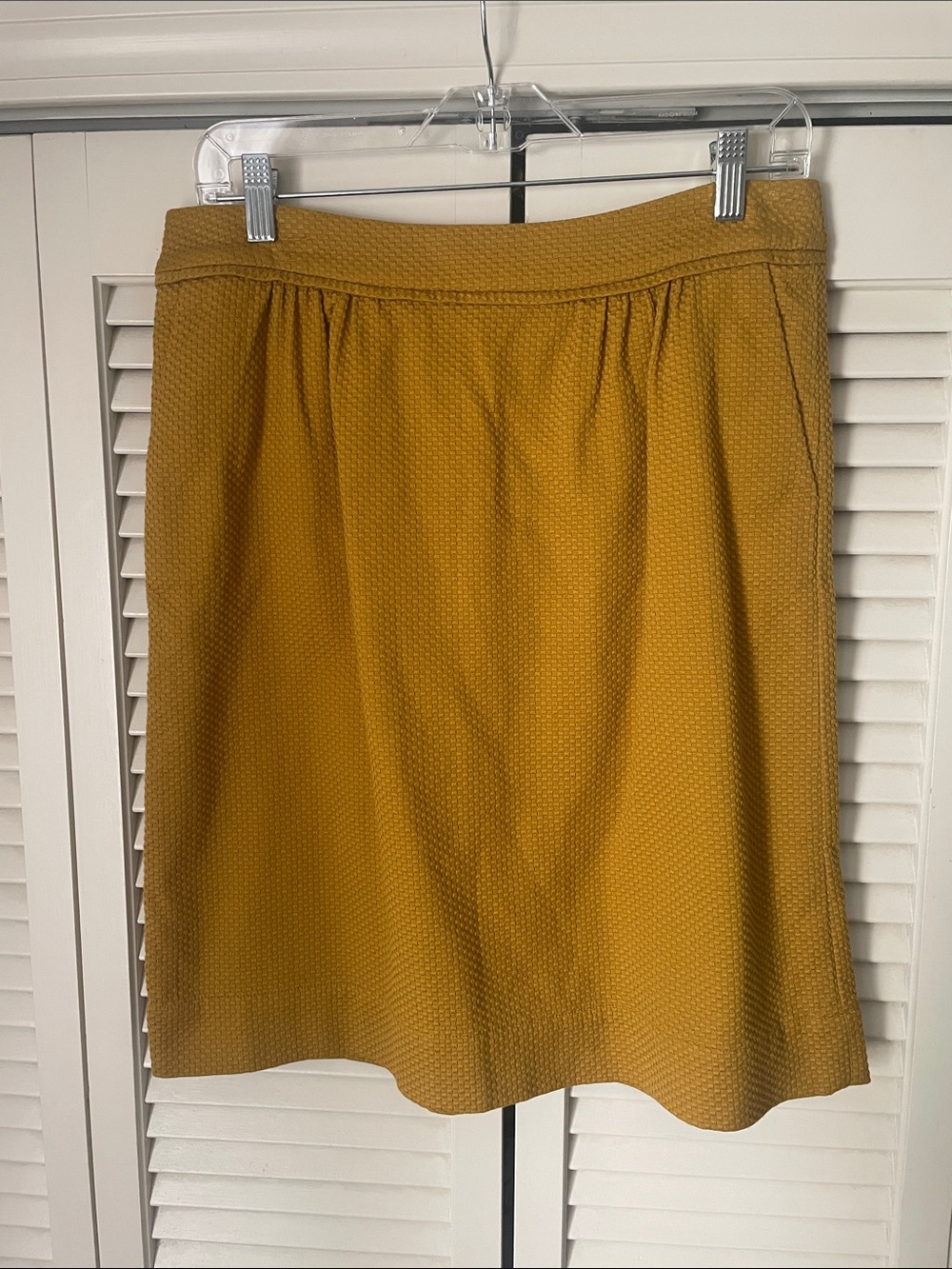 Boden Textured Mustard pencil skirt Sz 8 Long fully lined pockets back zipper